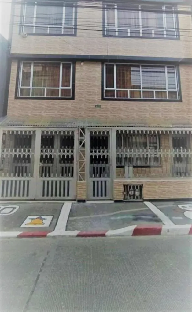 Apartamento Familiar, Cerca Al Aeropuerto Bogotá 0*,